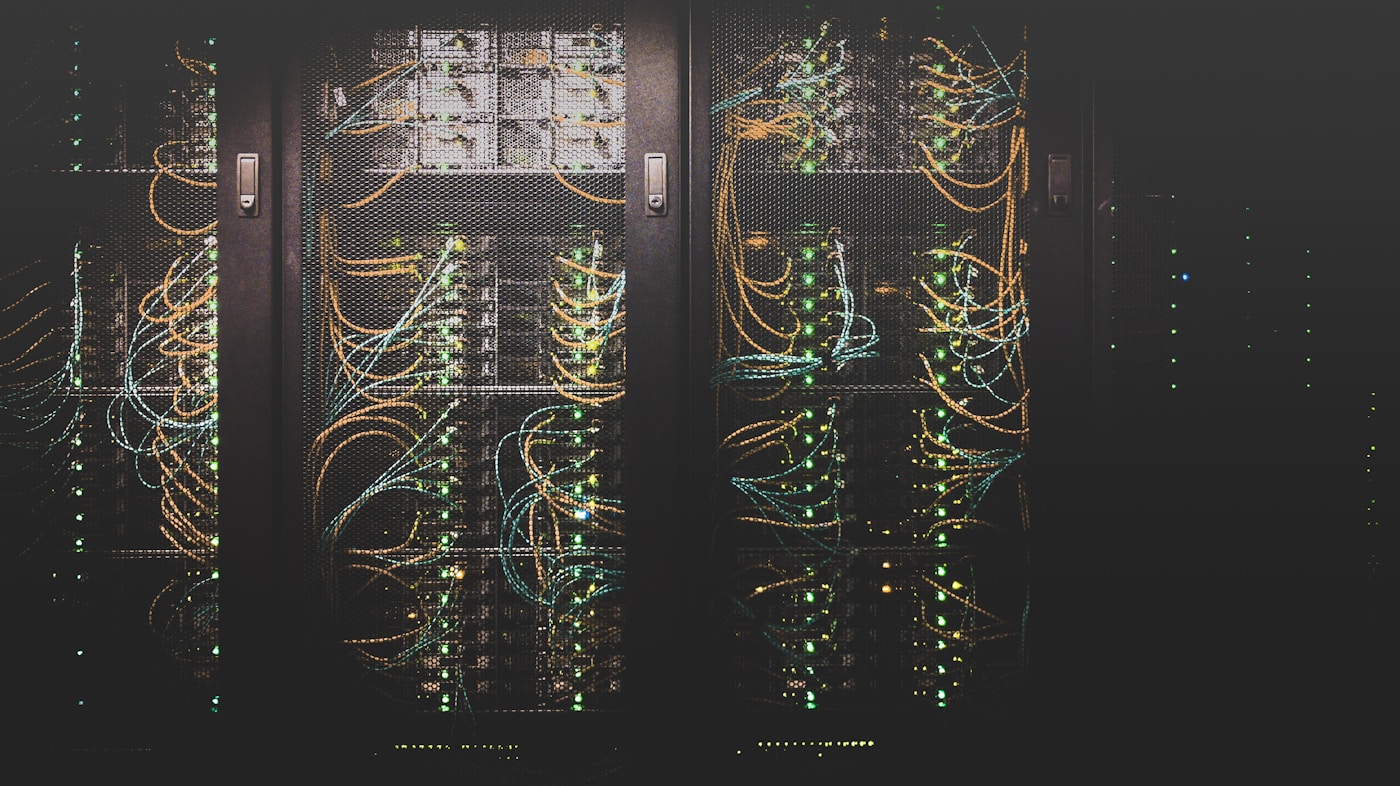 Connected server racks in a data centre